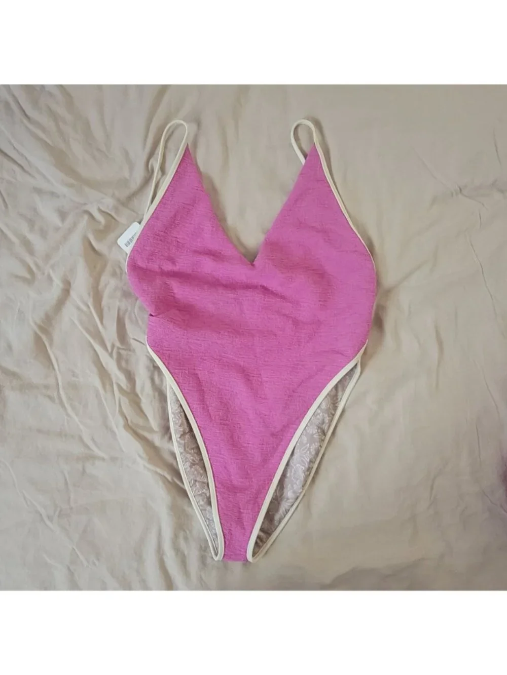 Free People Free-est Amber One piece Swimsuit Beach Sexy Pool Vaca Pink Womens L